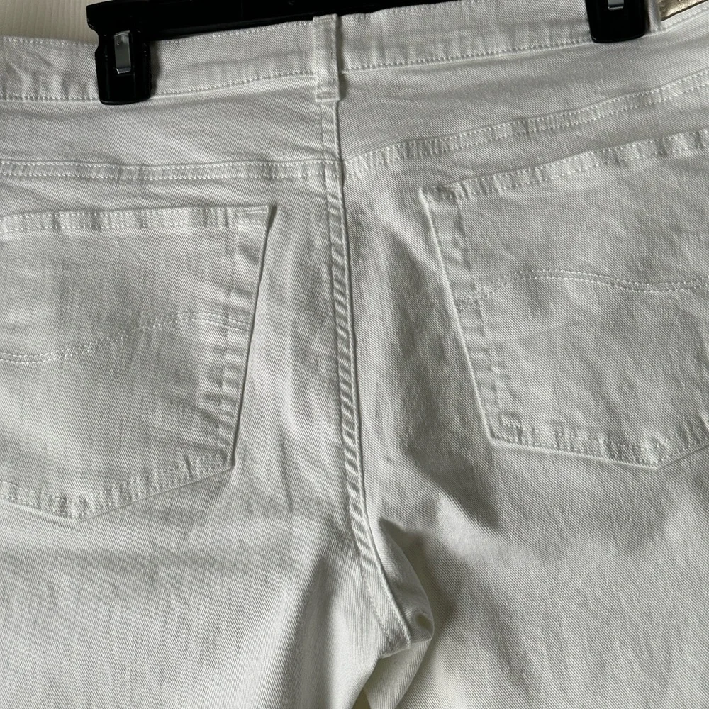 Jeans - Picture 5 of 5